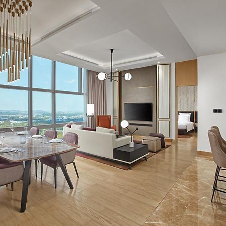 Swissotel Clark Philippines Clark Field المظهر الخارجي الصورة